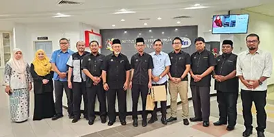 KUNJUNGAN HORMAT SEKOLAH MENENGAH TAHFIZ AL-QURAN (JAIM)…