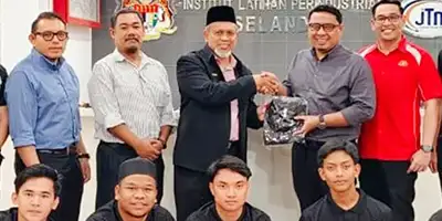 11 ORANG PELAJAR ILP SELANDAR MENYERTAI PERTANDINGAN…
