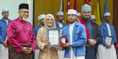 HAFL AL-TAKHARRUJ KALI PERTAMA TVET TAHFIZ ADTEC JTM…