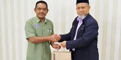 KUNJUNGAN HORMAT PENGARAH ILP SELANDAR KE PEJABAT PENDIDIKAN…