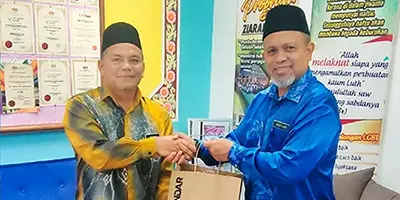 KUNJUNGAN HORMAT PENGARAH ILP SELANDAR KE SEKOLAH MENENGAH…